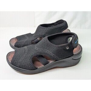 BZees Women’s Sz 9M Dream Comfortable Sandals Black Adjustable Back Open Toe